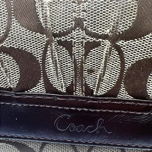 Coach Signature C Pleated Front Trifold Wallet - Picture 3 of 6
